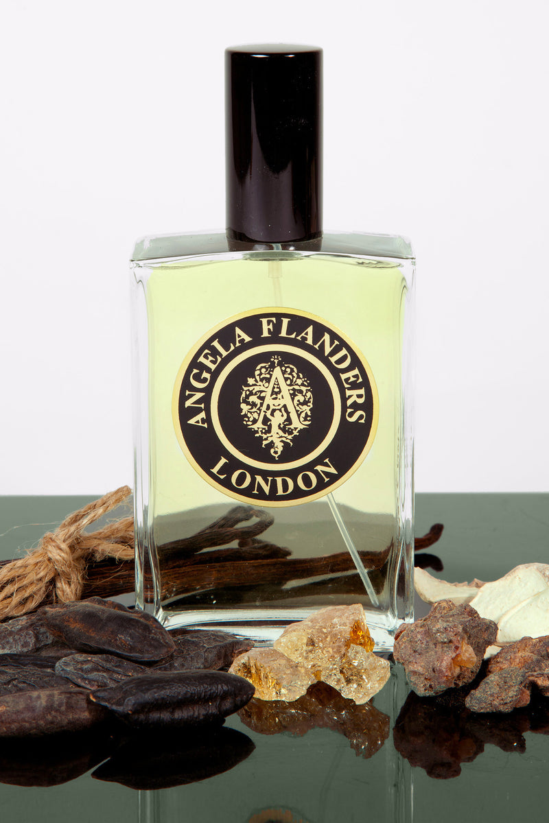 Angela Flanders Cashmere Noir Eau de Parfum